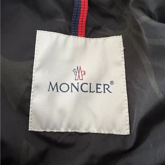 Moncler jacket - Picture 9 of 15